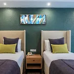 Sveo Hotell